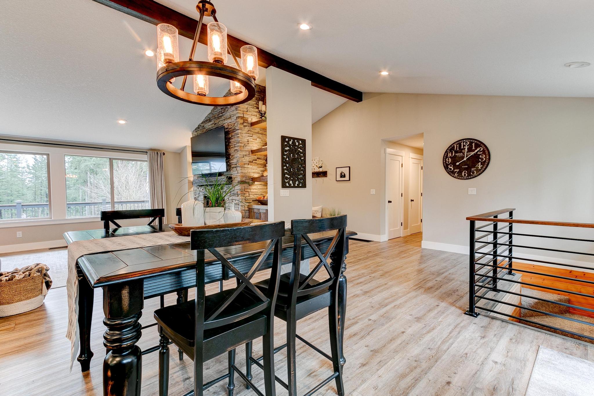 03-custom-additions-livingroom-tigard-oregon